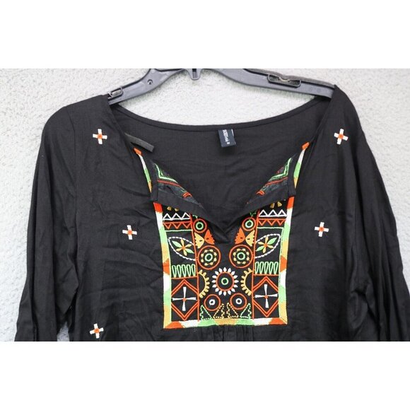Sacred Threads Embroidered Roll-Tabbed Sleeves Blouse-Size Medium-Rayon - Picture 3 of 9
